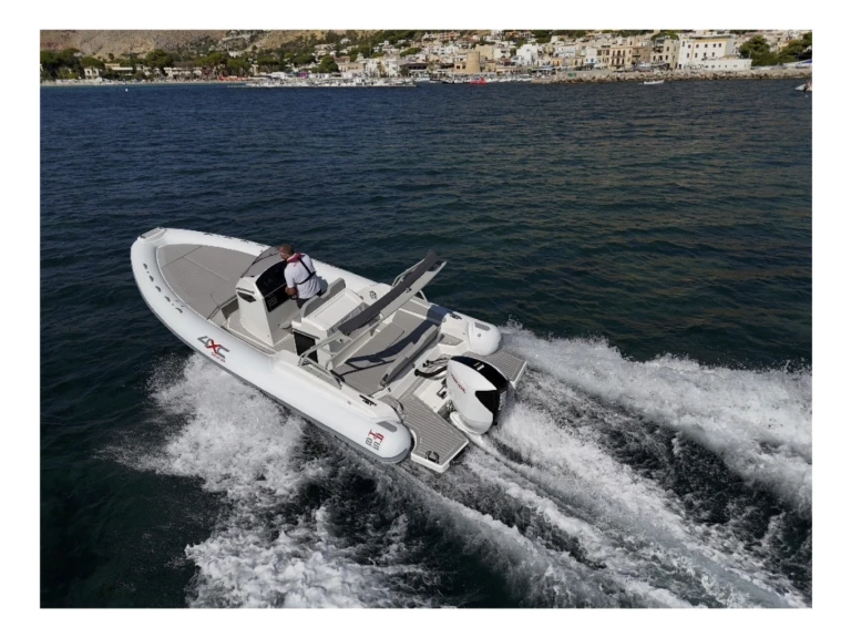 Ein 4XC HA 8.5 mieten in Saint-Florent