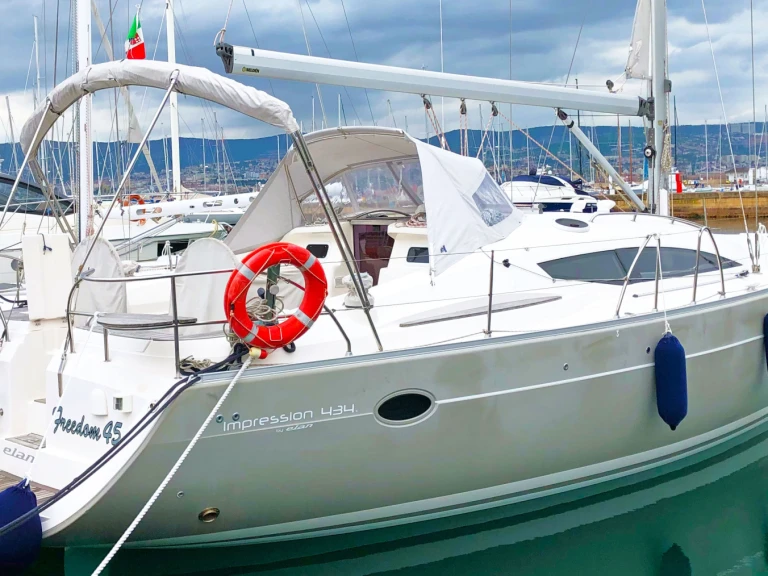 Segelboot mieten in Muggia - Elan Elan 434