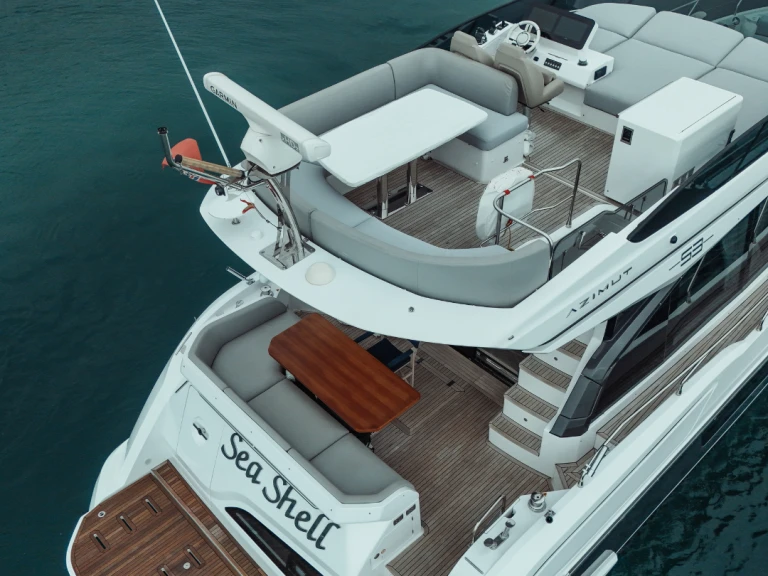 Vermietung Motorboot Azimut mit Führerschein