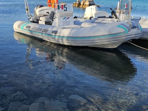 Capelli Lancer 480 mieten La Maddalena