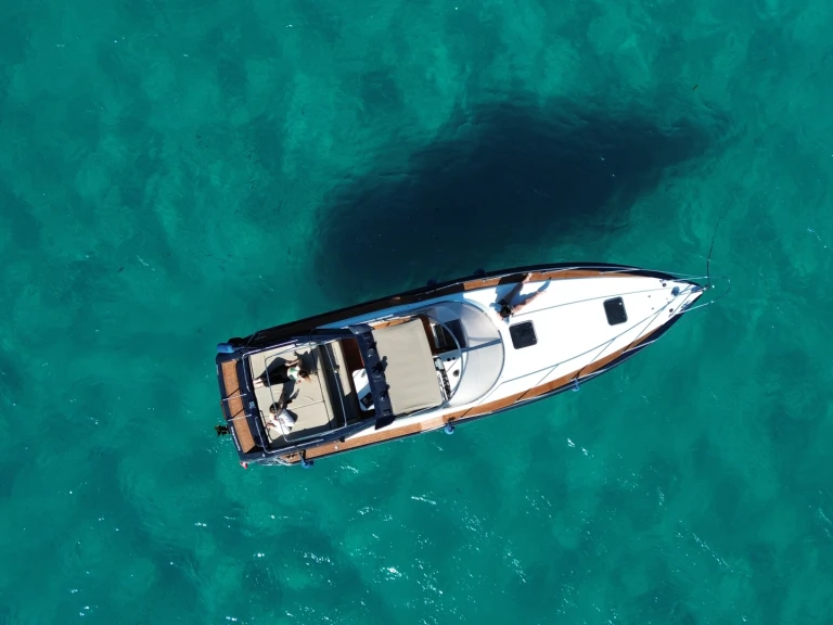 Motorboot mit oder ohne Skipper Sunseeker mieten in Mandelieu-la-Napoule