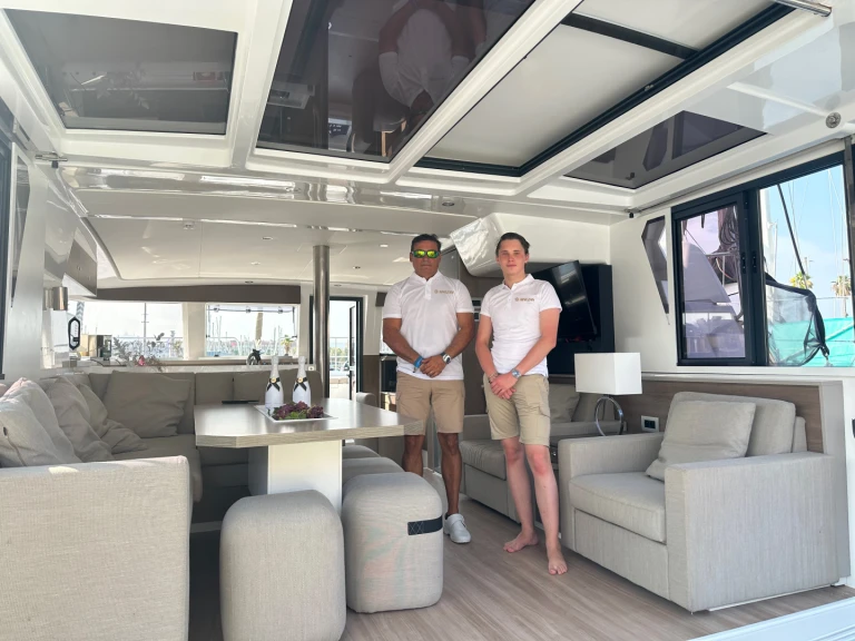 Ein Catana BALI4.2 mieten in Dénia