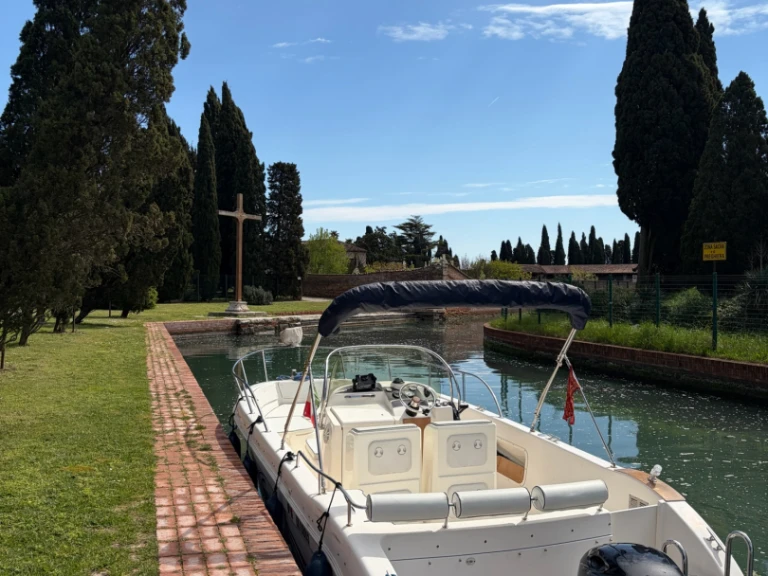Ein Saver Saver 690 Open mieten in San Giuliano - Venezia