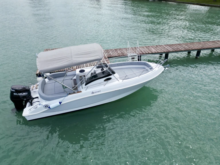 Ein Marinello Eden 26 Open mieten in Sirmione