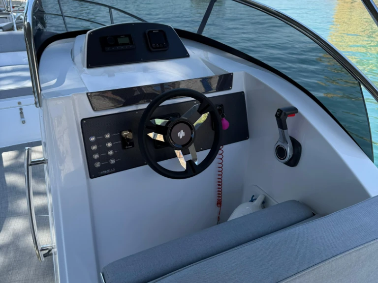 Bootsverleih Marinello Eden 26 Open Sirmione Samboat