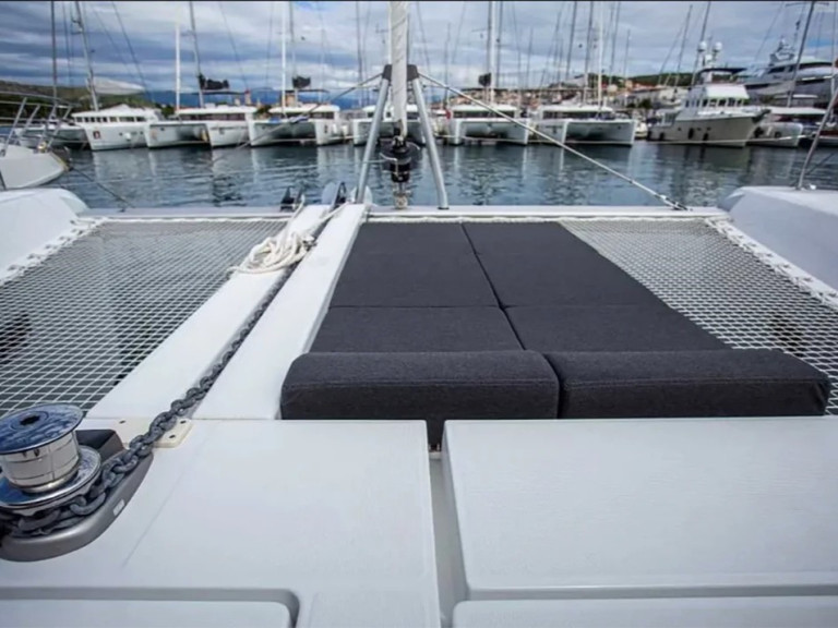 Katamaran mit oder ohne Skipper Lagoon mieten in Pescara