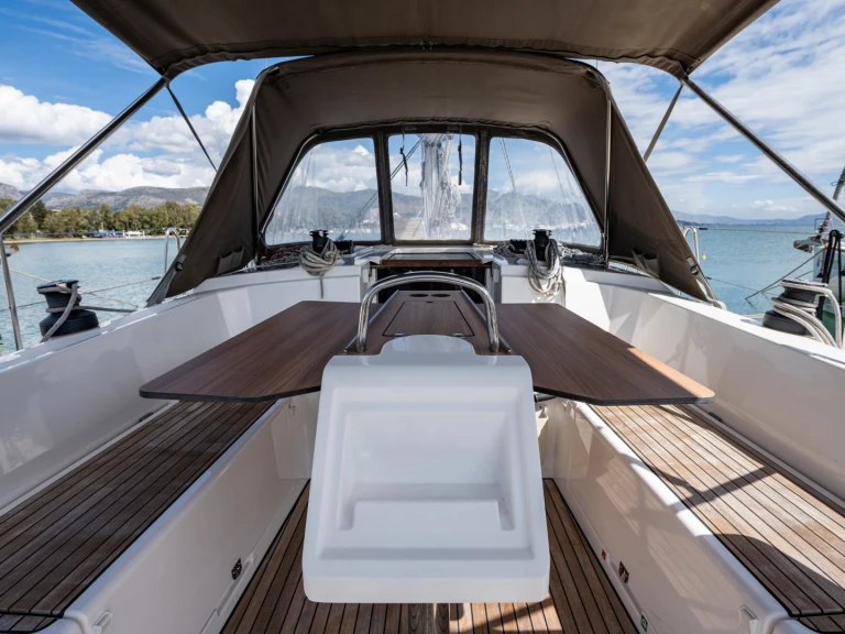 Bavaria Bavaria C38 mieten Néa Péramos