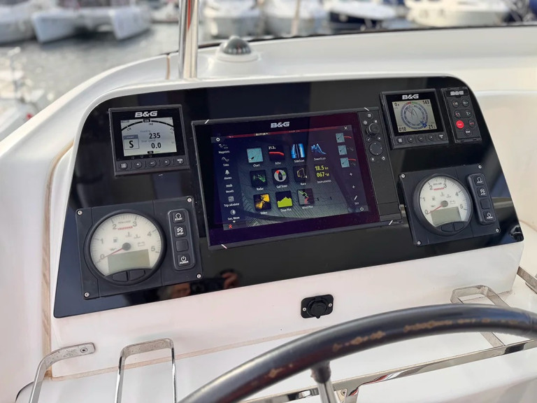 Boot mieten Pescara günstig Lagoon 42