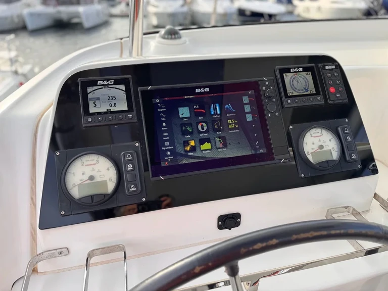 Boot mieten Pescara günstig Lagoon 42