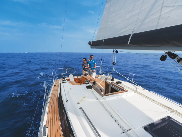 Bootsverleih Bavaria Cruiser 34 Mai Khao Samboat