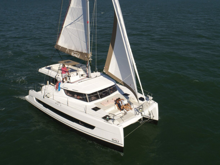 Bali Bali Catspace Voile mieten Portisco