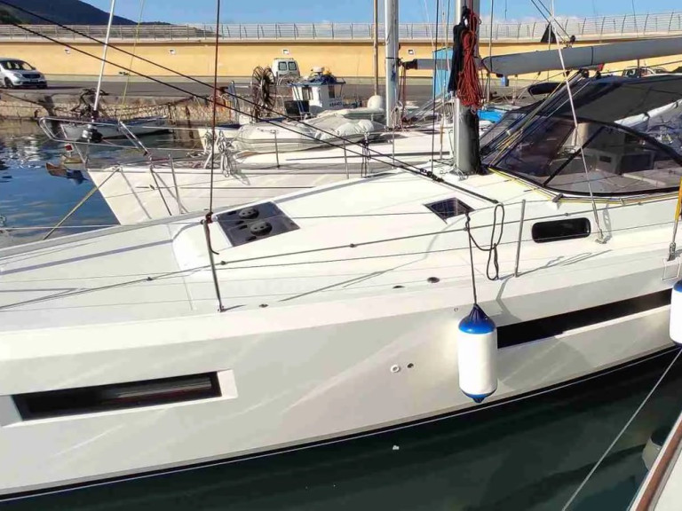 Vermietung Segelboot Jeanneau mit Führerschein