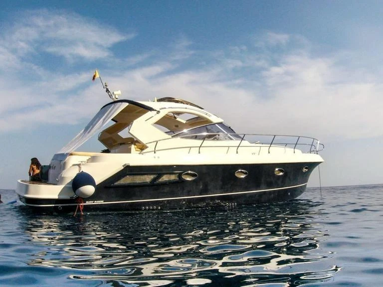 Ein Mano Marine Mano Marine 35 HT mieten in Furnari