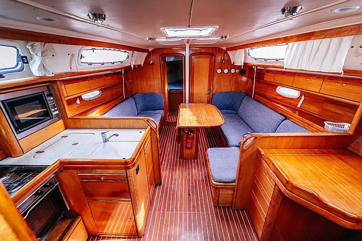 Segelboot mit oder ohne Skipper Bavaria mieten in Betina