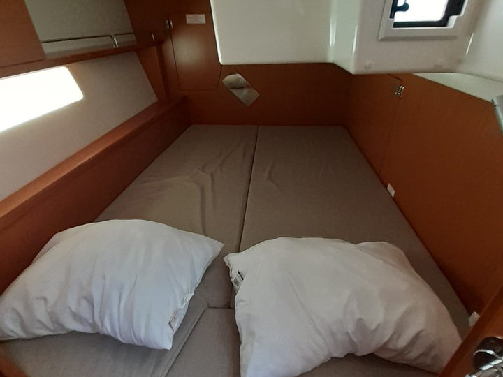 Ein Bavaria Bavaria C45 mieten in Punta Ala