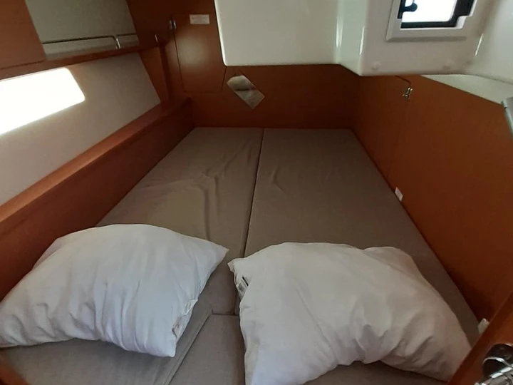 Ein Bavaria Bavaria C45 mieten in Punta Ala