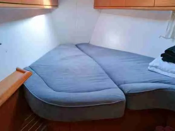 Ein Bavaria Cruiser 40 mieten in Rodi Garganico