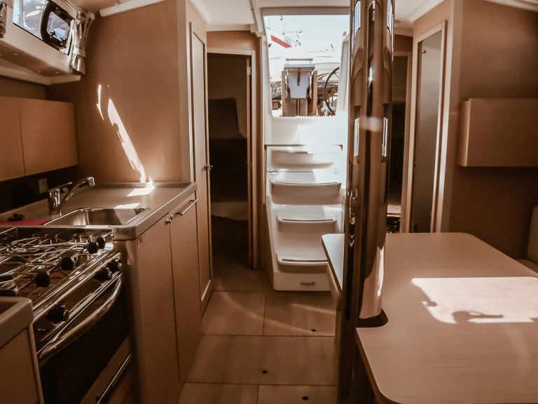 Bootsverleih Bénéteau Oceanis 38.1 Punta Ala Samboat