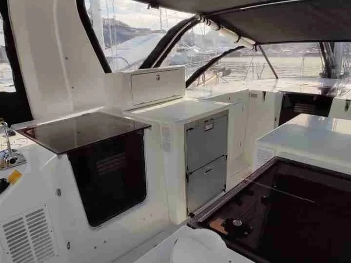 Segelboot mit oder ohne Skipper Jeanneau mieten in Agropoli