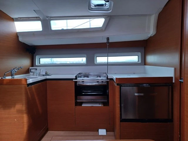 YachtCharter in Portisco - Jeanneau Sun Odyssey 490 auf SamBoat