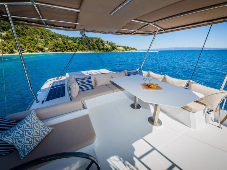 Vermietung Katamaran Bali mit Führerschein