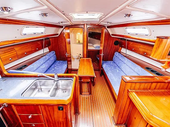 Bootsverleih Bavaria Bavaria 36 Cruiser Betina Samboat