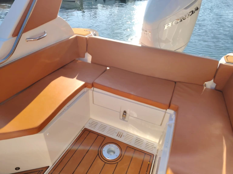 Schlauchboot mieten in Bormes-les-Mimosas zum besten Preis