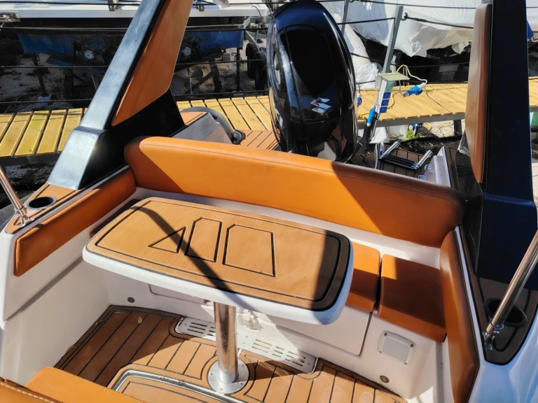Schlauchboot mieten in Bormes-les-Mimosas - Tiger Tiger TL 650