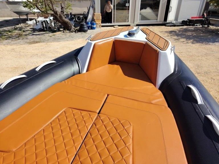 Schlauchboot mit oder ohne Skipper Tiger mieten in Bormes-les-Mimosas