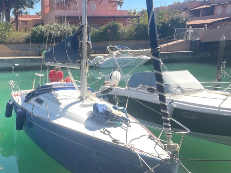 Segelboot mit oder ohne Skipper Bénéteau mieten in Marina di Portorosa