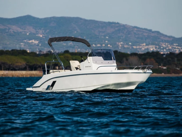 Bootsverleih Bénéteau Flyer 6 SPACEdeck Sète Samboat