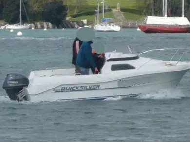 Motorboot mieten in Marseille zum besten Preis