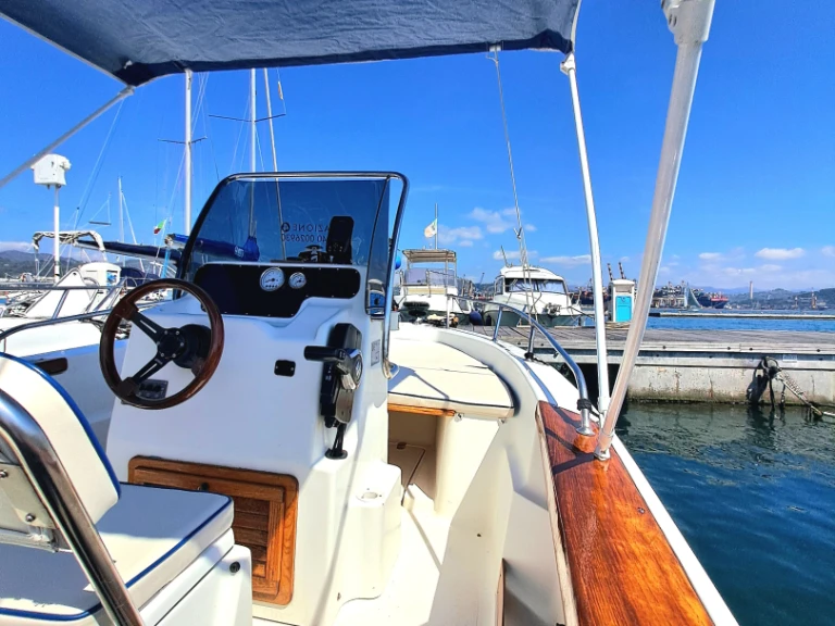 Boot mieten La Spezia günstig Azzura