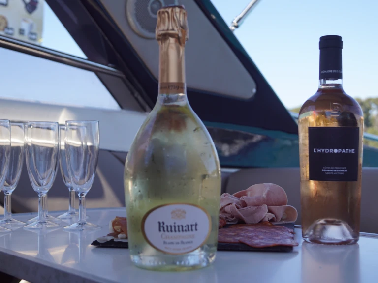 Boot mieten Cannes günstig Tomahawk 37