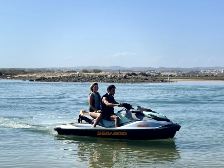 Jetski mieten in Cascais - Sea-Doo GTI se 170