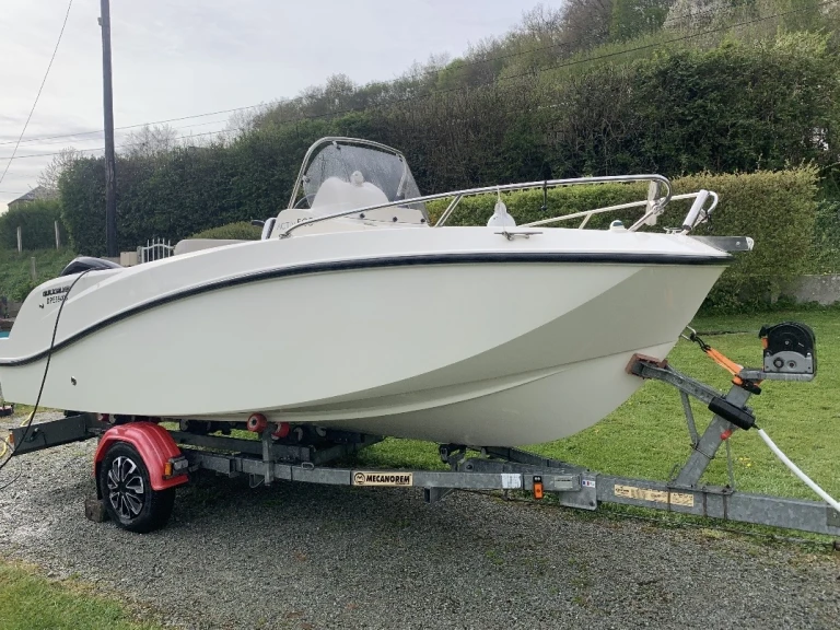 Motorboot mit oder ohne Skipper Quicksilver mieten in Dunkerque