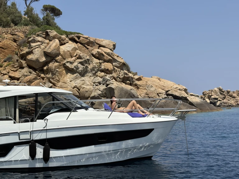 Motorboot mit oder ohne Skipper Bénéteau mieten in Argentario