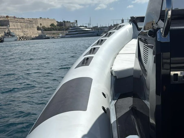 Schlauchboot mieten in Pietà zum besten Preis