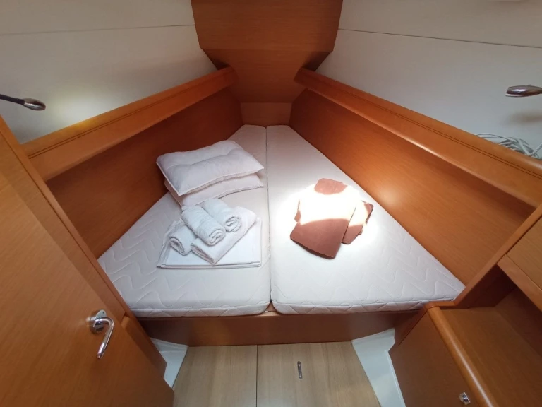Jeanneau Sun Odyssey 379 (3 cab.) mieten Lefkáda