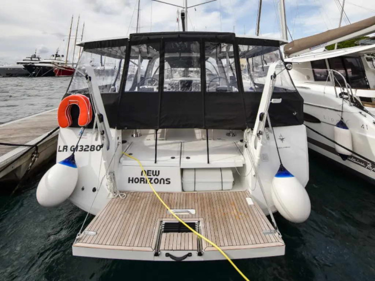 YachtCharter in Tivat - Jeanneau Sun Loft 47 (7 cab.) auf SamBoat