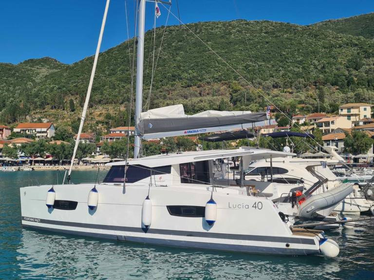Katamaran mit oder ohne Skipper Fountaine Pajot mieten in Lefkáda