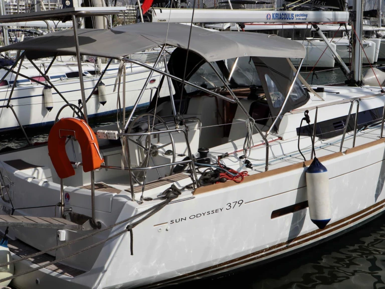 Vermietung Segelboot Jeanneau mit Führerschein