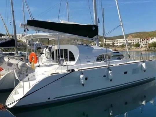 YachtCharter in Paros (Insel) - Lagoon Lagoon 380 auf SamBoat