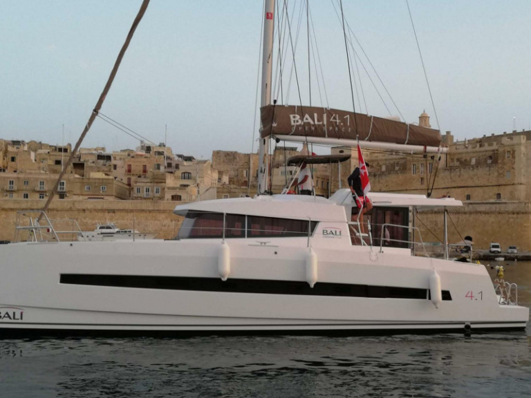 Katamaran mieten in Kalkara - Bali Bali 4.1
