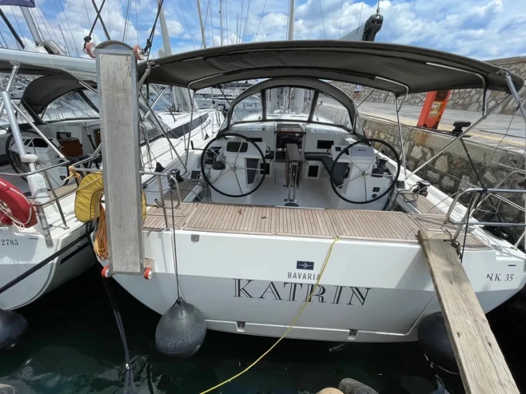 Segelboot mieten in Álimos - Bavaria Bavaria C45 Holiday