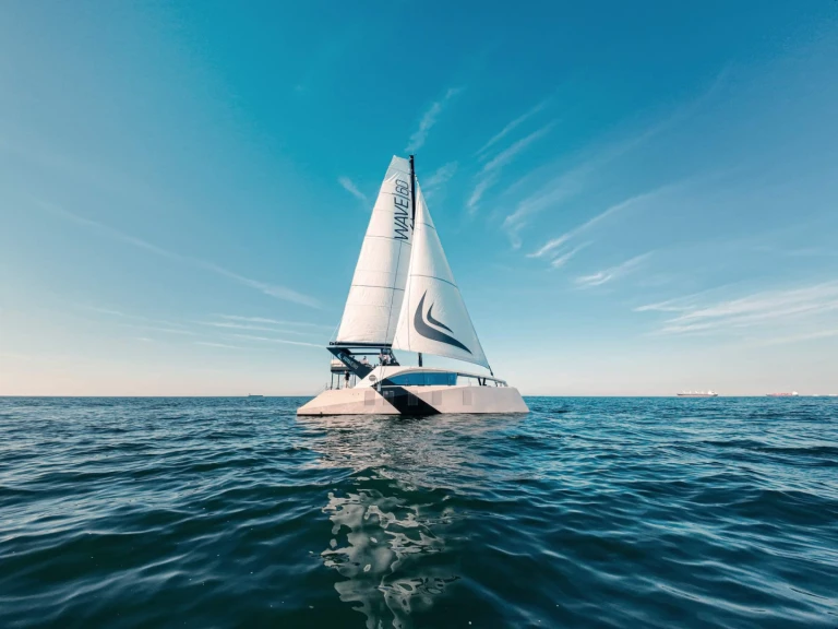 Ein Wave Wave 60 mieten in Olbia