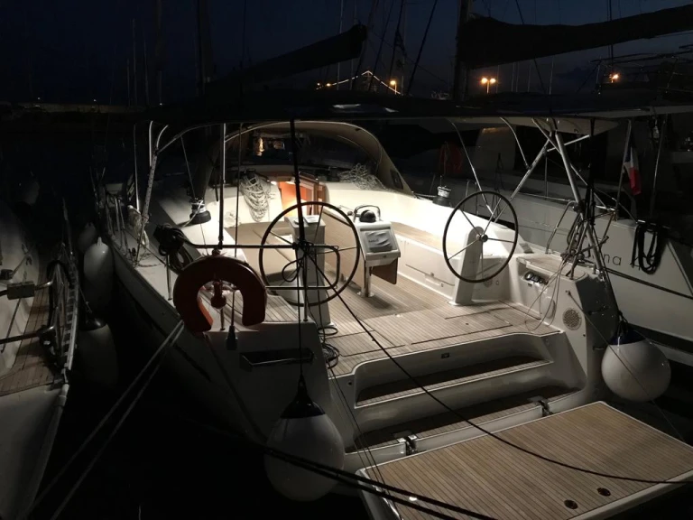 Bootsverleih Bavaria Bavaria Cruiser 51 (5 cab.) Álimos Samboat
