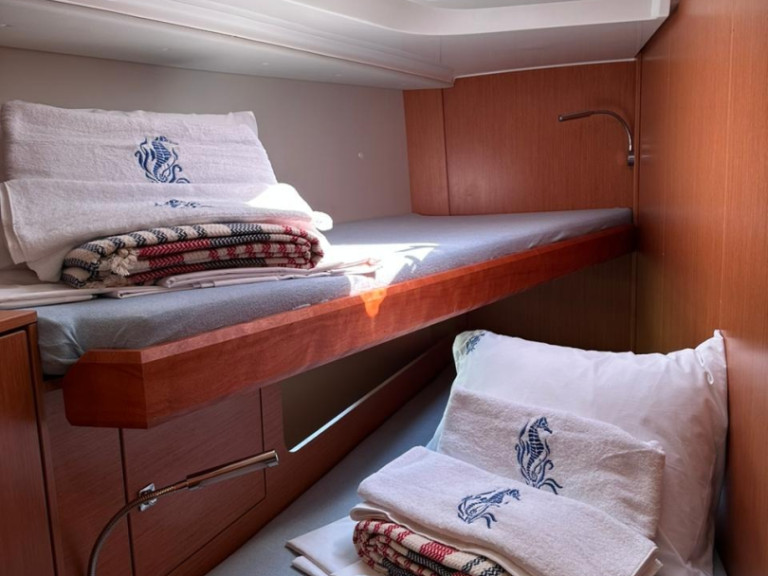 Boot mieten Álimos günstig Bavaria C45 Holiday
