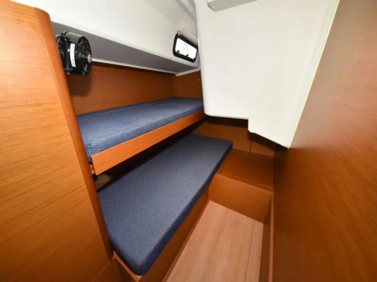 Jeanneau Sun Loft 47 (7 cab.) mieten Tivat