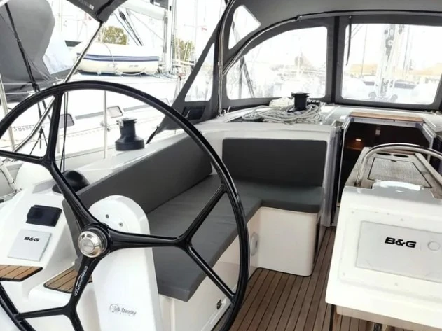 Segelboot mieten in Lefkáda zum besten Preis